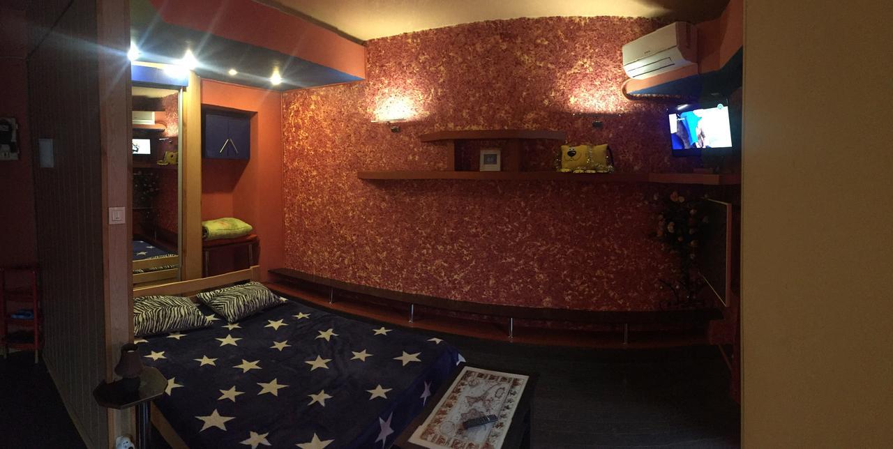 One-Bedroom Apartment On Gagarina Kharkiv Eksteriør billede