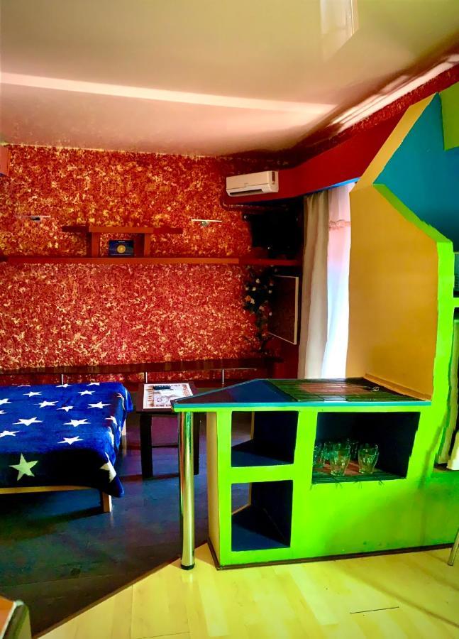 One-Bedroom Apartment On Gagarina Kharkiv Eksteriør billede